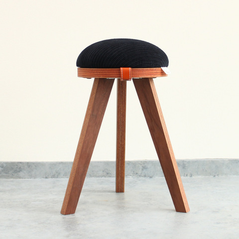 『marumoko』stool/black &walnut（突板）