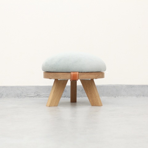『marumoko』mini  stool / red & white oak（突板）