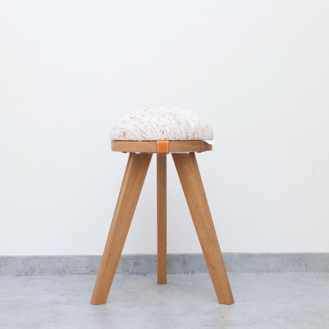 『marumoko』stool / GANDINI white & oak（無垢材）