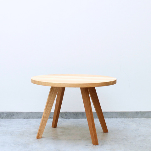 oval low table / oak（無垢材）